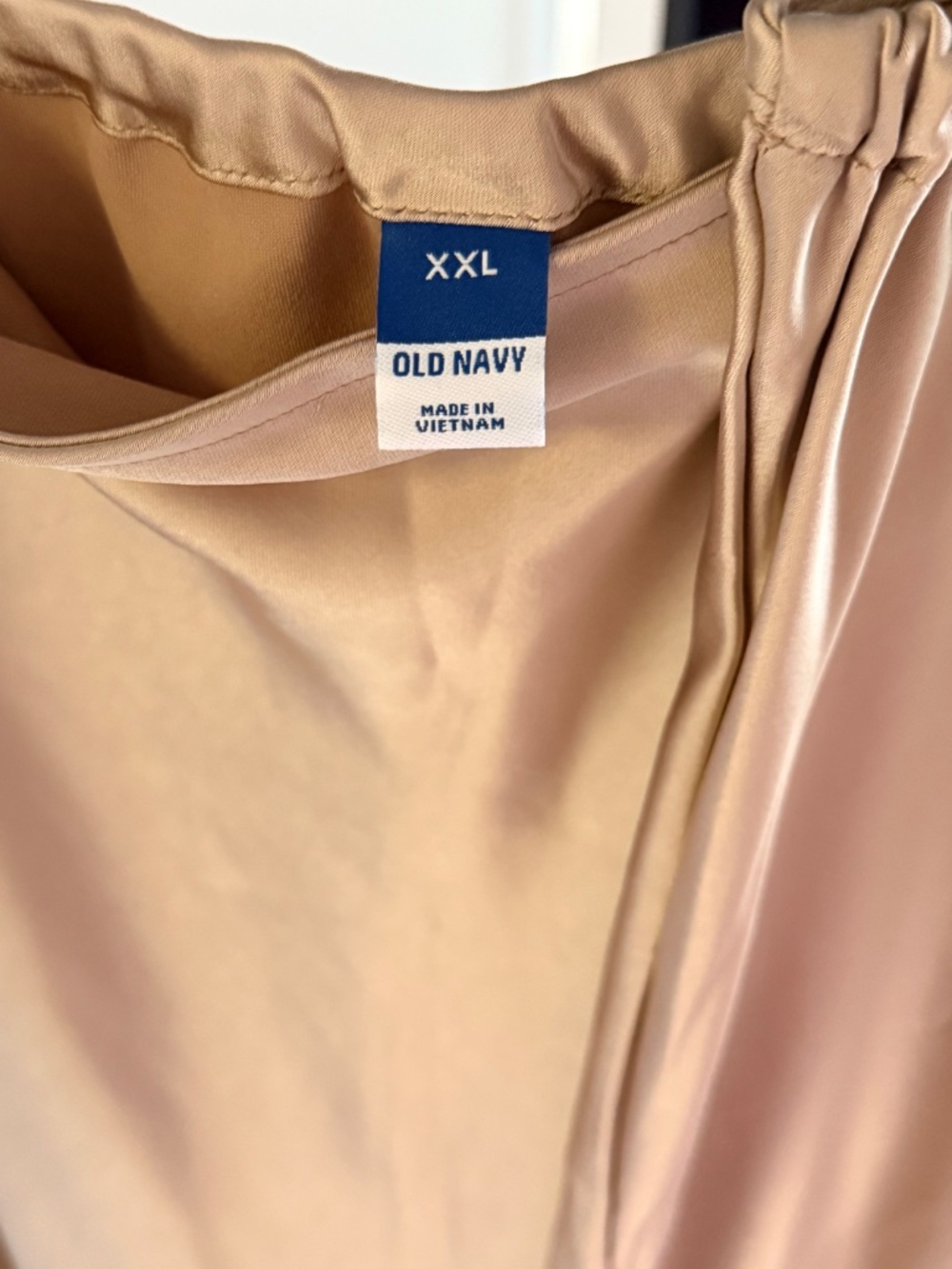 Old Navy satin midi skirt in champagne beige - Picture 6 of 7